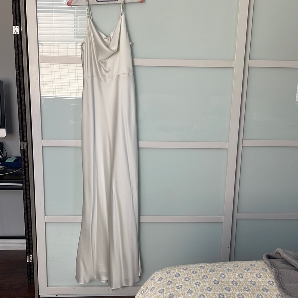 Beautiful satin white dress worn once
